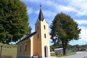 KAPELA SV. CIRIL IN METOD V TRDKOVI